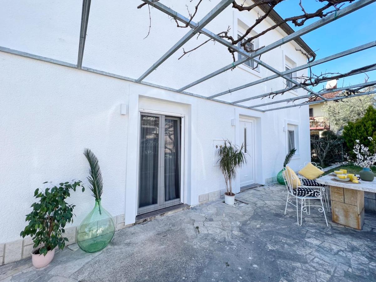 Apartments Teodora Maria Novigrad Istria Exterior foto